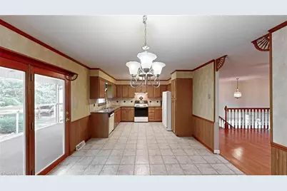 436 Forest Creek Drive, Winston-Salem, NC 27107 - Photo 6