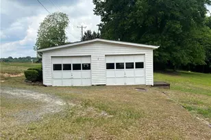 6090 Eaton Rd, Walnut Cove, NC 27052 - Photo 2