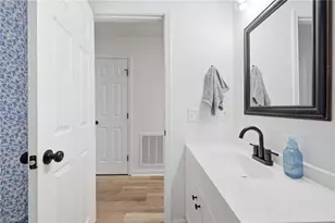 715 Dillon St, Thomasville, NC 27360 - Photo 20