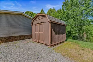 151 Fox Trot Ln, Pilot Mountain, NC 27041 - Photo 6