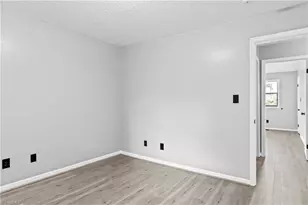 240 Vista Cir, Winston-Salem, NC 27106 - Photo 26