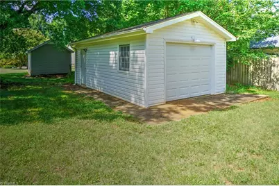 6004 Santa Maria Drive, Winston-Salem, NC 27106 - Photo 18