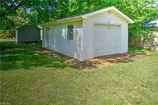 6004 Santa Maria Dr, Winston-Salem, NC 27106 - Photo 18