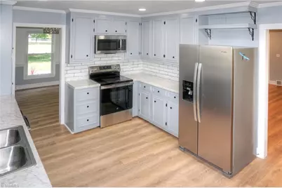 6004 Santa Maria Drive, Winston-Salem, NC 27106 - Photo 2