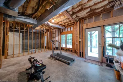 2448 Glen Cove Way, High Point, NC 27265 - Photo 18