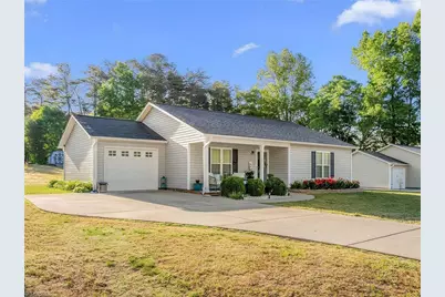 729 Bailey Road, Winston-Salem, NC 27107 - Photo 2