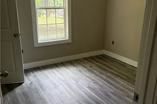 506 Moore Dr, Lexington, NC 27292 - Photo 8