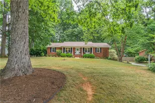4921 Gladwyn Dr, Winston-Salem, NC 27104 - Photo 2