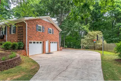 4921 Gladwyn Drive, Winston-Salem, NC 27104 - Photo 46