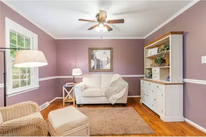 4921 Gladwyn Drive, Winston-Salem, NC 27104 - Photo 8