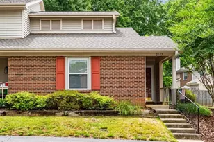 2645 Cottage Pl, Greensboro, NC 27455 - Photo 2