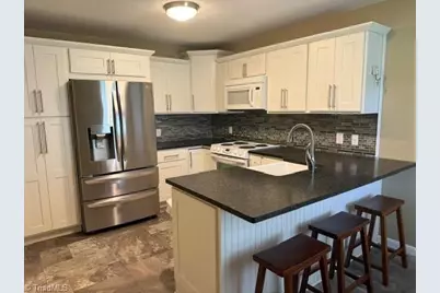271 Green Way Lane, Wilkesboro, NC 28697 - Photo 6