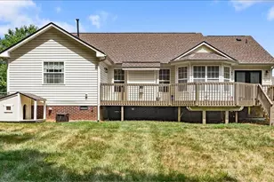 345 River Run Dr, Reidsville, NC 27320 - Photo 36