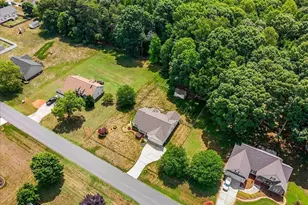 345 River Run Dr, Reidsville, NC 27320 - Photo 38
