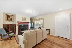 212 Lakeview Dr, Pelham, NC 27311 - Photo 4