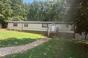 7305 Millcroft Ct, Pleasant Garden, NC 27313 - Photo 2