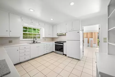 2881 Monticello Drive, Winston-Salem, NC 27106 - Photo 10