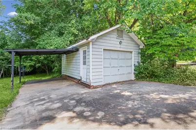 2881 Monticello Drive, Winston-Salem, NC 27106 - Photo 4