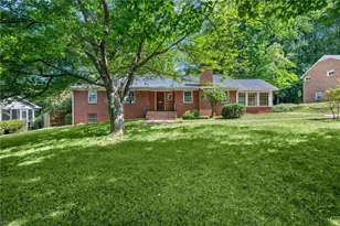 2881 Monticello Dr, Winston-Salem, NC 27106 - Photo 2