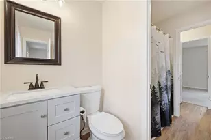159 Charlestowne Cir, Winston-Salem, NC 27103 - Photo 20