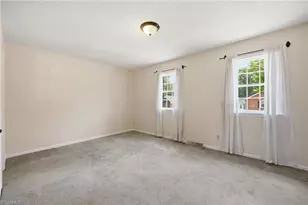159 Charlestowne Cir, Winston-Salem, NC 27103 - Photo 16