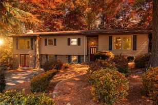 1524 Holly Cir, Wilkesboro, NC 28697 - Photo 2