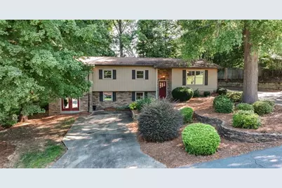 1524 Holly Circle, Wilkesboro, NC 28697 - Photo 1