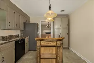 1524 Holly Cir, Wilkesboro, NC 28697 - Photo 22