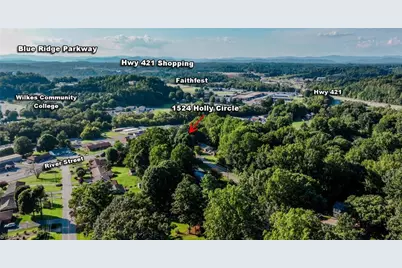 1524 Holly Circle, Wilkesboro, NC 28697 - Photo 6