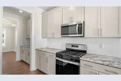 100 Harbor Hill Boulevard, Jamestown, NC 27282 - Photo 30