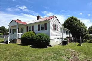 350 Linville Rd, Mount Airy, NC 27030 - Photo 2