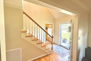 1104 Elmwood Ave, High Point, NC 27265 - Photo 6