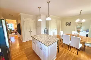 1104 Elmwood Ave, High Point, NC 27265 - Photo 4