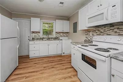 419 Hobson Street, High Point, NC 27260 - Photo 2