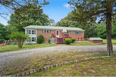 202 Arrowood Lane, Jamestown, NC 27282 - Photo 2