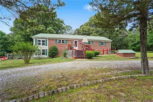 202 Arrowood Ln, Jamestown, NC 27282 - Photo 2
