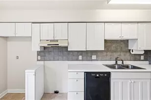 3755 Heathrow Dr, Winston-Salem, NC 27127 - Photo 8