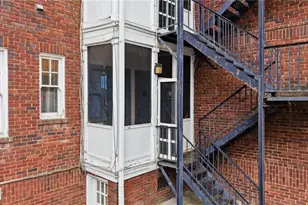 906 W Market St, Greensboro, NC 27401 - Photo 22