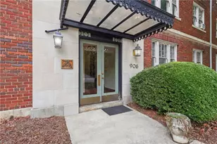 906 W Market St, Greensboro, NC 27401 - Photo 4