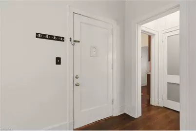906 W Market Street #B1, Greensboro, NC 27401 - Photo 6