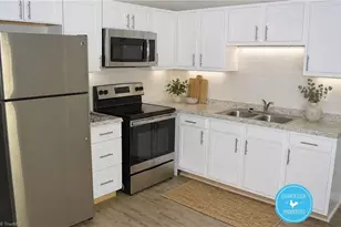 820 W 7th St, Winston-Salem, NC 27101 - Photo 2