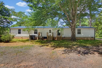 1041 Whitts Road, Madison, NC 27025 - Photo 4