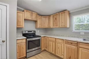 1041 Whitts Rd, Madison, NC 27025 - Photo 16