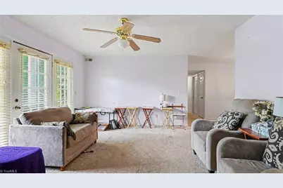 7121 W Friendly Avenue #A, Greensboro, NC 27410 - Photo 8
