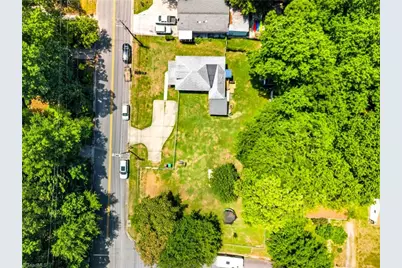 413 & 415 E Dayton Avenue, High Point, NC 27262 - Photo 2