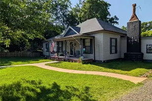 912 Overlook Ave, Eden, NC 27288 - Photo 2