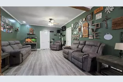912 Overlook Avenue, Eden, NC 27288 - Photo 6