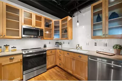 1 W 5th Street #204, Winston-Salem, NC 27101 - Photo 8