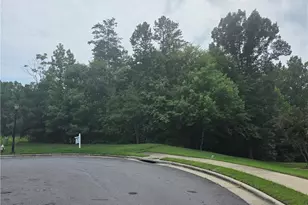 2845 St Giles Ct, High Point, NC 27262 - Photo 6