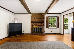 306 Leland Dr, Greensboro, NC 27455 - Photo 16